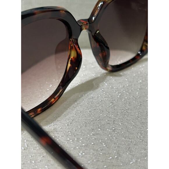 vince camuto sunglasses women Tortoise Shell VC964 - Picture 6 of 10